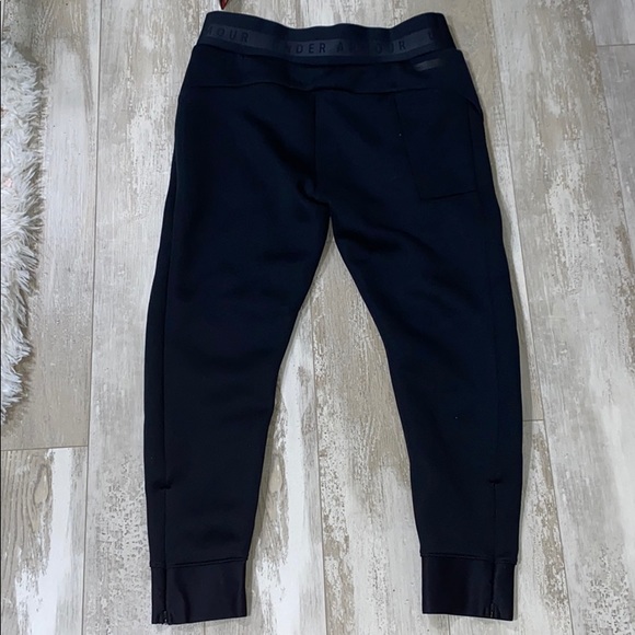 Under Armour Joggers - Picture 7 of 11